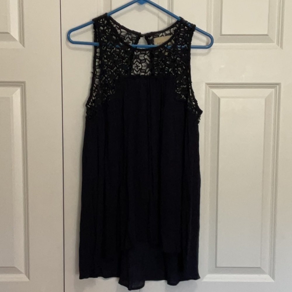 MOON River Sleeveless Blouse